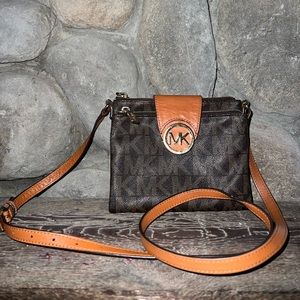 Michael Kors crossbody